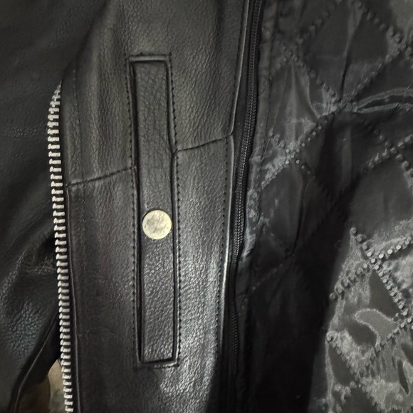 Vance Leathers, Women’s Black Leather Motorcycle/ Moto Jacket. Women’s Medium. - Picture 9 of 16